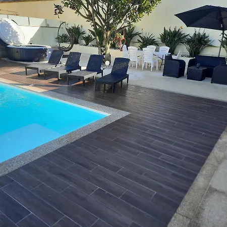 Дом отдыха Michel's House Эшпозенди