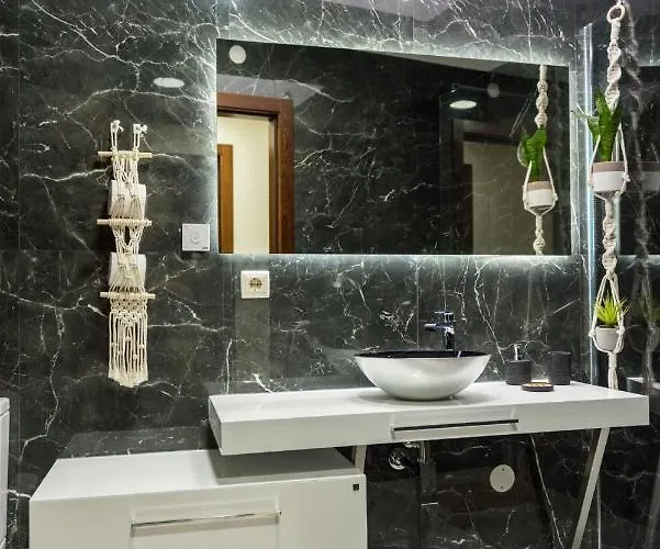 펜션 Michel's House 에스포센데